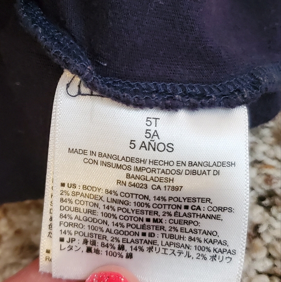 💜 Old Navy toddler girl denim skirt size 5T - Picture 2 of 3